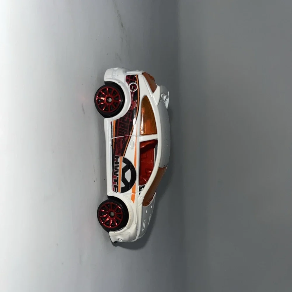 Hot Wheels see photos